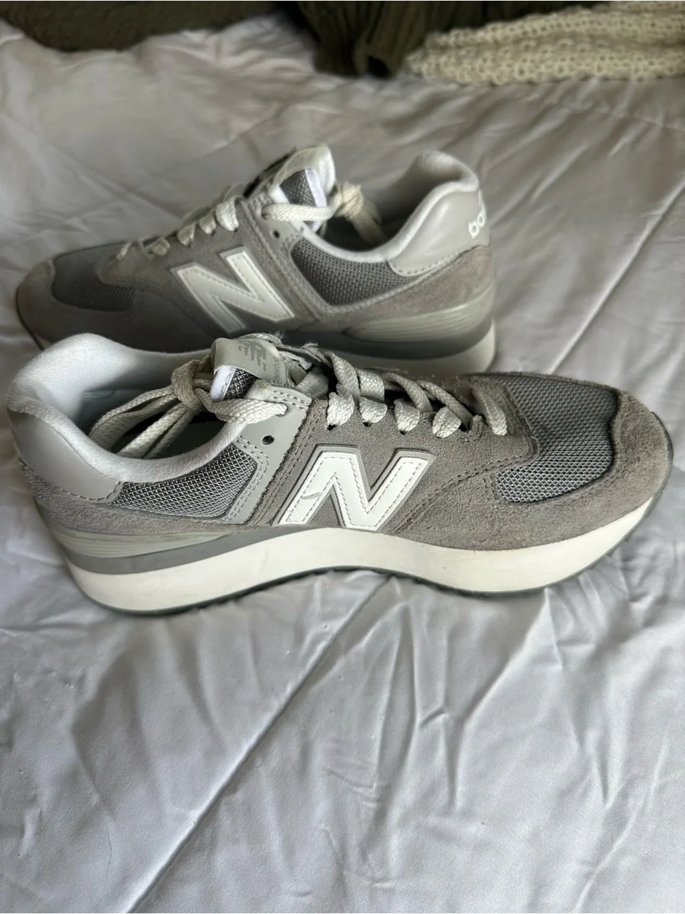 New Balance 574 - Picture 7 of 9